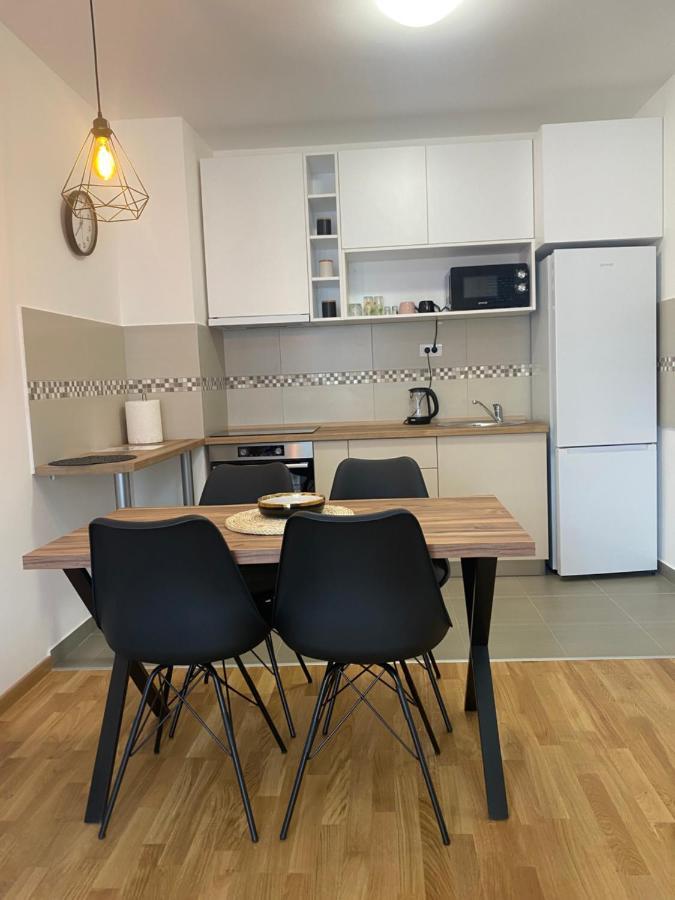 Angel Apartment スボティツァ エクステリア 写真